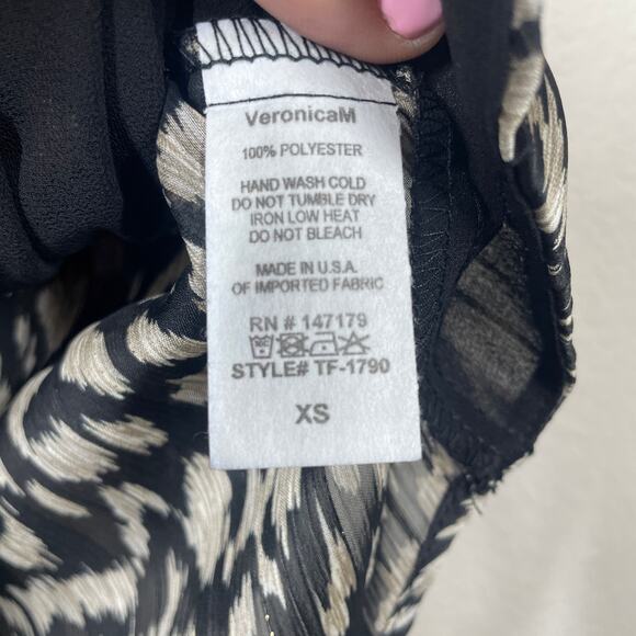 Veronica M Size XS Animal Print Wrap Top Blouse Tan Black Tie Side Long Sleeves - Picture 6 of 8